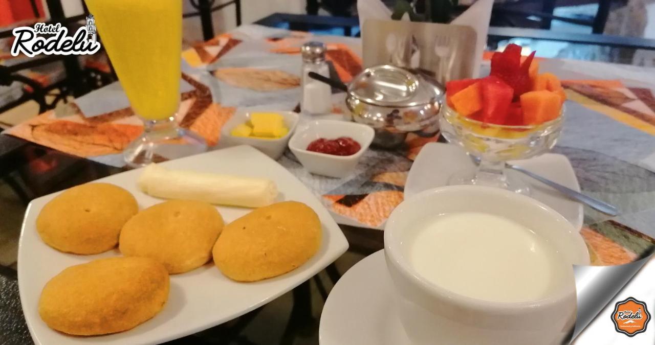Hotel Rodelu Latacunga Bagian luar foto